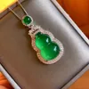 Hänge halsband naturlig grön jade kalebass hänge halsband kinesiska snidade charm smycken lab diamant mode amulet för kvinnor lyckliga gåvor hkd230712
