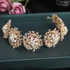 Hair Clips 2023 Metal Flowers Bridal Crown Hairband Pearls Wedding Tiara Shine Rhinestones Women Headpiece Earring Jewelry Set