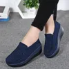 Scarpe eleganti WIENJEE Piattaforma primavera Scarpe da donna Appartamenti Sneakers Pelle scamosciata Scarpe casual da donna Slip On Flats Tacchi Creepers Mocassini 230711