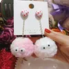 Brincos de pino outono inverno fofo rosa branco fofo bola para mulheres incomum adorável pelúcia pompon orelha joias acessórios macios para meninas