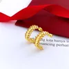 Designer kulörhänge för män och kvinnor i rostfritt stål 18k guld örhänge High end mode örhängen rese-semestertillbehör med presenter för teambröllopssmycken