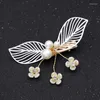 Hair Clips White Flower U Shaped Hairpin Pearl Elegant Pins Clip Jewelry Accessories For Women Wedding Ornaments ML