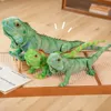 Bambole di peluche realistiche verde marrone iguana lucertola figurina modello carino rettile lucertola giocattoli di peluche simulazione animale bambola di pezza regali per ragazzi 230711