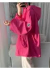 Giacche da donna Cappotto color lampone retrò Donna Primavera e autunno Stile Giacca a vento sportiva con cappuccio Giacca rossa rosa Abbigliamento da lavoro Protezione solare