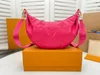 Bolsas OVER THE MOON PAPILLON ALMA Bolsa de noite feminina de designer em couro de bezerro genuíno bordado com corrente inchada em relevo Bolsa clutch bolsa crossbody bolsa ombro dhgate