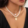 Chains 2023 Vintage Portrait Pearl Coin Necklace For Women Ornaments Metall Baroque Simplicity Jewely Party Pendans