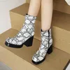 Stövlar Sgesvier Women Ankle Boots Platform Square High Heel Ladies Short Boots Snake Print Pu Leather Side Zipper Women's Boots Storlek 48 L230712