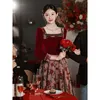 Party Dresses Vintage Red Velvet Evening Women Autumn Winter Square Neck Long Sleeve Prom Dress Elegent Floral Pearl A-Line Gown