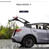 Model odlewu 1 24 Tesla Model Y SUV Model ze stopu odlewany metal Model zabawkowy symulacja dźwięk i światło kolekcja prezenty dla dzieci 230711