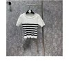 T-shirts voor dames Hoge kwaliteit Zomer Mode Ijs Zijde Ketting Metalen Gesp Gestreepte Gebreide T-shirt Top Met Korte Mouwen