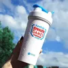 Wasserflaschen EU tragbare Proteinpulver-Vibrationsflasche Trinkbehälter mit hoher Kapazität PP-Mixer Sportwasserbecher BPA-freie Lieferung J130 230711