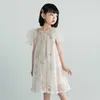 Robes de fille 2023 été manches évasées robe de princesse nouvelle dentelle maille patchwork vêtements pour enfants robes de soirée pour enfants # 7266HKD230712