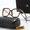 Designer-Sonnenbrille, Luxus-Sonnenbrille für Damen, Sonnenbrille, Alphabet, rechteckig, brillantes Design, Fahrbekleidung am Meer, Strand-Sonnenbrille, Retro-Rahmen, schön gut