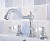 Robinets d'évier de salle de bain Argent poli Chrome Laiton Robinet de lavabo à montage sur pont Mitigeur de vanité répandu Trois trous / Deux poignées Anf538