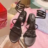 2023 Cleo Crystals Adornado tacones gruesos sandalias Rhinestone negro Zapatos de noche mujeres de tacón alto75mm Diseñadores de lujo Vestido envolvente zapato
