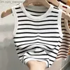 Dames T-shirt 2023 Lente/Zomer Dames Gebreid Gestreept T-shirt Mouwloos O-hals Koreaans Casual Slim Fit Elastisch Dunne Gebreide Tank Top Crop Top Z230712