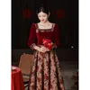 Party Dresses Vintage Red Velvet Evening Women Autumn Winter Square Neck Long Sleeve Prom Dress Elegent Floral Pearl A-Line Gown