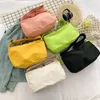 Bolsas de noite Bolsa tiracolo de grande capacidade 2023 Verão Casual Almofada de ombro Meninas Versátil Lona Feminina