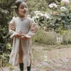 Kız Elbiseleri Moda Bebek Kız Pamuk Elbise Bebek Toddler Çocuk Çiçek Pufu Uzun Kollu Dantel Vestido Stant Yaka Gevşek Bebek Giysileri 2-12YHKD230712