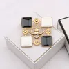 20Style Brand Designer Doppelbuchstaben Brosche Gold plattiert Frauen Männer Luxus elegante Square Broschen Pin Metal Fashion Schmuckzubehör Hochqualität