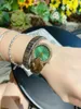 Wristwatches 유명한 이탈리아 디자이너가 만든 여성 시계는 미친 스타일 패션 트렌드 혼합 실린더의 제작 단순하고