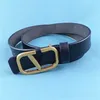 V Bältesdesigner 2,5 cm bredd Lady Belt Leisure Business Cinturon Daily Wear Accessories Cintura Black Brown Simple Leather Belt för människa pläterade God Hardware GA07 Q2