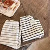 Pantalones cortos para niños y niñas, finos a rayas, 2023, trajes para bebés, pantalones medios informales de algodón para niños, pantalones de moda infantil, ropa para niños pequeños 230711