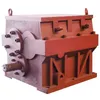 Machine de soufflage de type 70, boîte de distribution pour extrudeuse, couleur rouge, personnalisation du support, entraxe de l'arbre de sortie 58,5