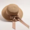 Chapéus de Palha de Verão para Mulheres com Topo Plano Fita Laço Elegante Chapéu de Sol de Praia Vestido de Viagem Cap Chapeau Femme