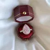 Anello con diamante rosa di design per donna promessa di matrimonio in argento sterling 925 8A zirconi quadrati cuore amore fedi nuziali di fidanzamento confezione regalo di gioielli di lusso da donna Taglia 6-9