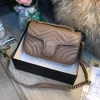 Clássico amor coração v onda padrão sacos designer soho sacos borla câmera bolsa de ombro corrente mulheres bolsas crossbody bolsa mensageiro cross body bag