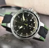 Top Designer Mens Watches Watcher Watch 40mm Dial Quartz Rubber Strap Fashion Classic Stafless Steelwatches