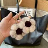 Nyckelkedja Solros Simple Mink Hair Cherry Blossom Lovely Plush Net Red Ins Car Bag Pendant182p