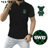 Polo da uomo Polo a maniche corte da uomo alla moda Polo con risvolto orso ricamato Maschile Top Versatile Moda Uomo verde di alta qualità T-shirt Abbigliamento 4XL 230712