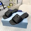 Slipper berühmte Designer Damen Sandalen Schaumstoff Läufer Hausschuhe Slides flache Schuhe Schrammen echtes Leder hohe Qualität Größe 43 B2PV