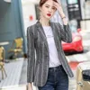 Abiti da donna Blazer da giacca da lavoro da lavoro femminile da donna Primavera Autunno Cappotto sottile a un bottone a maniche lunghe a righe grigie nere