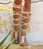 Böhmen Stil Sommer Wohnungen Sandalen Gladiator Cross Strap Sexy Kniehohe Frau Stiefel Flache Beiläufige Strand Sandalen Für Frauen