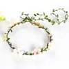 Kopfbedeckungen Hochzeit Blumengirlande Stirnband Braut Blumenkrone Böhmische Faux Rosenkränze Geflochtene Haarrebe Kopfschmuck Ornament