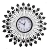Horloges murales minimaliste grande horloge noir Design Unique métal silencieux Quartz Reloj Pared Decorativo décoration de la maison Zegar