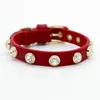 Hundhalsar Lyxtillbehör Pet Krage Halsband Bling tjeckiska Rhinestone Custom Designer Generinläderkristall