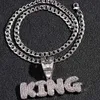 Rostfri stålzirkonkedja halsband isbrev King Pendant Chain Halsband för kvinnor män hiphop party mode manliga smycken l230704