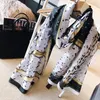 2021 Trevligt kvalitet Klassiskt märke 100% Silk Scarf For Women New Spring Design Chain Style Long Scarvs Scarfs Wrap With Tag 180x90cm294b