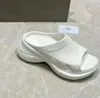 Designer Sandal Ladies Wedge Flip Flops Open Toe Platform Kvinnor Svart Summer Märke Bekväm Summer Walking Outdoor Fashionable Toe With Box