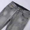 Herr jeans designer klassiska mäns jeans rökiga grå broderade brev smala high street stretch rak ben casual byxor wzm3