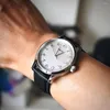 Нарученные часы платья часы мужчины 40 -мм развертка второй кварцевой роскошный нержавеющая сталь 5BAR Водонепроницаемые устойчивые