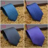 Mans banden av hög kvalitet 100% Silk Tie Fashion 7 cm Classic Edition Men's Casual Snabb Fast Ship med Box293U