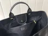 AS66941 Bolsa de compras feminina clássica de qualidade de alta qualidade bolsa de praia de couro completo bolsa de couro de grande capacidade item essencial com bolso com zíper