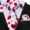 ربطة عنق Menswhite مع نمط القلب الأحمر المطبوع Mens Tie Meeting Pusiness حفل زفاف عارض