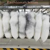 40cm 16 -Long 100% Real Genuine Fox Fur Tail Keychians Pelúcia Pom Poms Cosplay Toy Chaveiros Car KeyChain Bag Charm Tasse295J