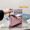 Дизайнер для маленькой геометрии дизайнер роскошной сумки высокий издание высококачественная женская сумка для плеча дизайнерская сумочка для подмышки для подмышки V104198